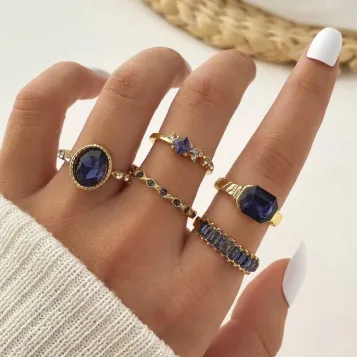 Luxury Geometric Blue Crystal Ring Set